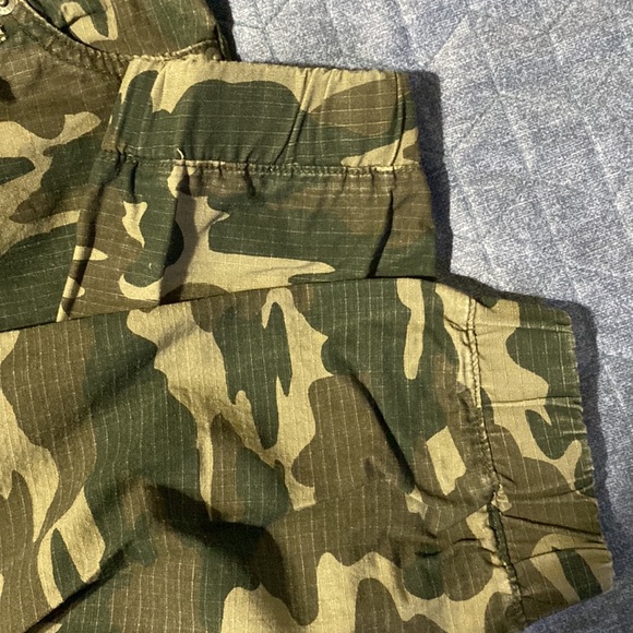 Boys Levi Camouflage Adjustable Joggers Pre-Owned - Picture 14 of 15